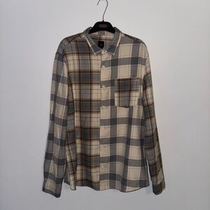 Men’s flann button up
